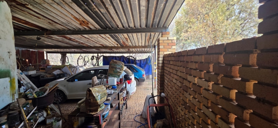 7 Bedroom Property for Sale in Potchefstroom Rural North West
